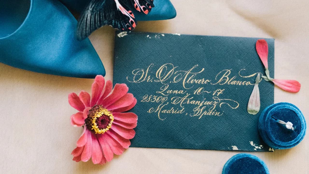 Kiedy zaproszenia na ślub? Uniknij najczęstszych błędów w terminach