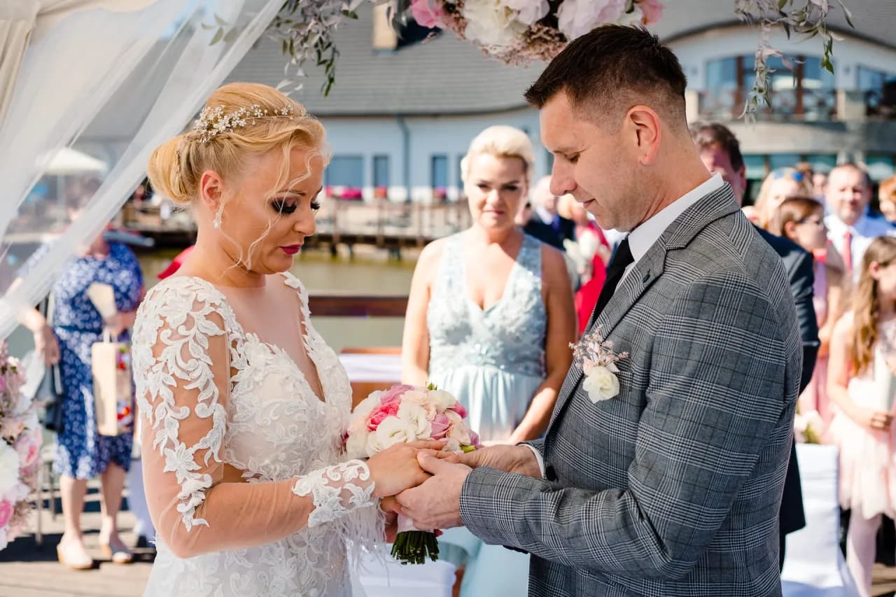 Czy akt urodzenia jest potrzebny do ślubu? Sprawdź, co musisz wiedzieć