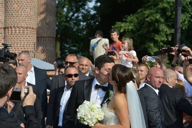 Gdzie brał ślub Robert Lewandowski? Oto zaskakujące szczegóły ceremonii